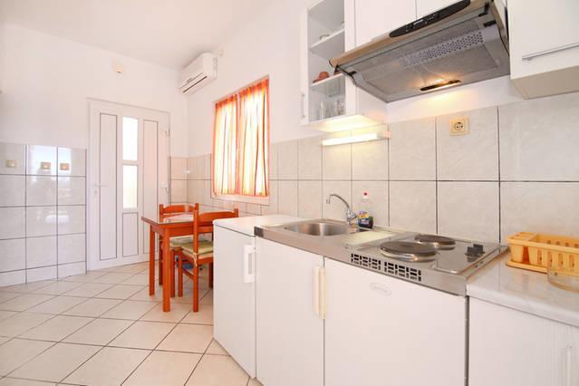 Villa Rosanda Apartments Trogir Exterior photo
