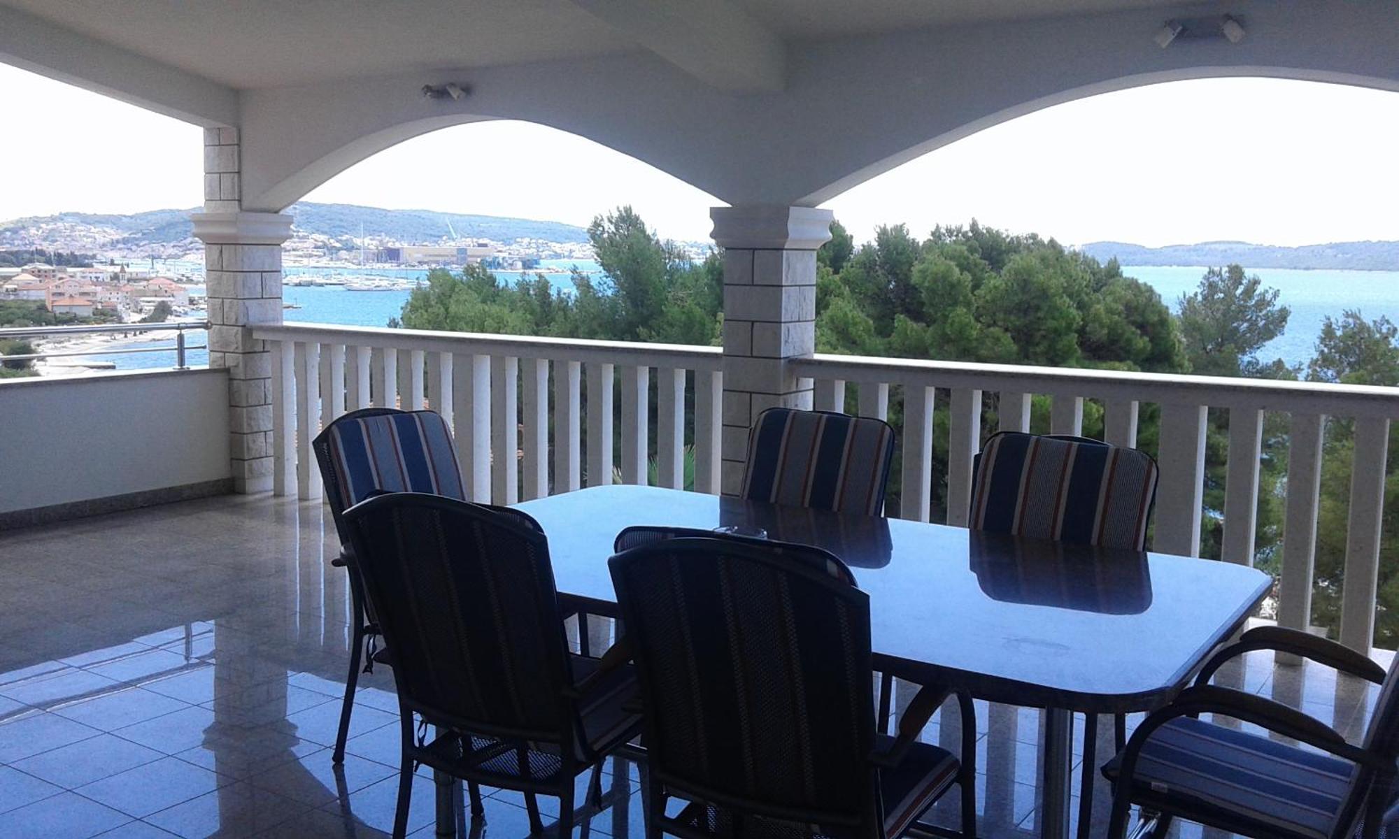 Villa Rosanda Apartments Trogir Exterior photo